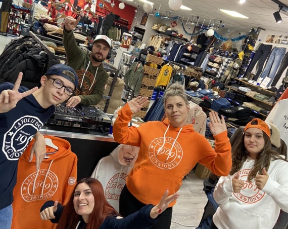 Boutique de vêtements pour ado fille et garçon casual senas à proximité de Avignon et Cavaillon